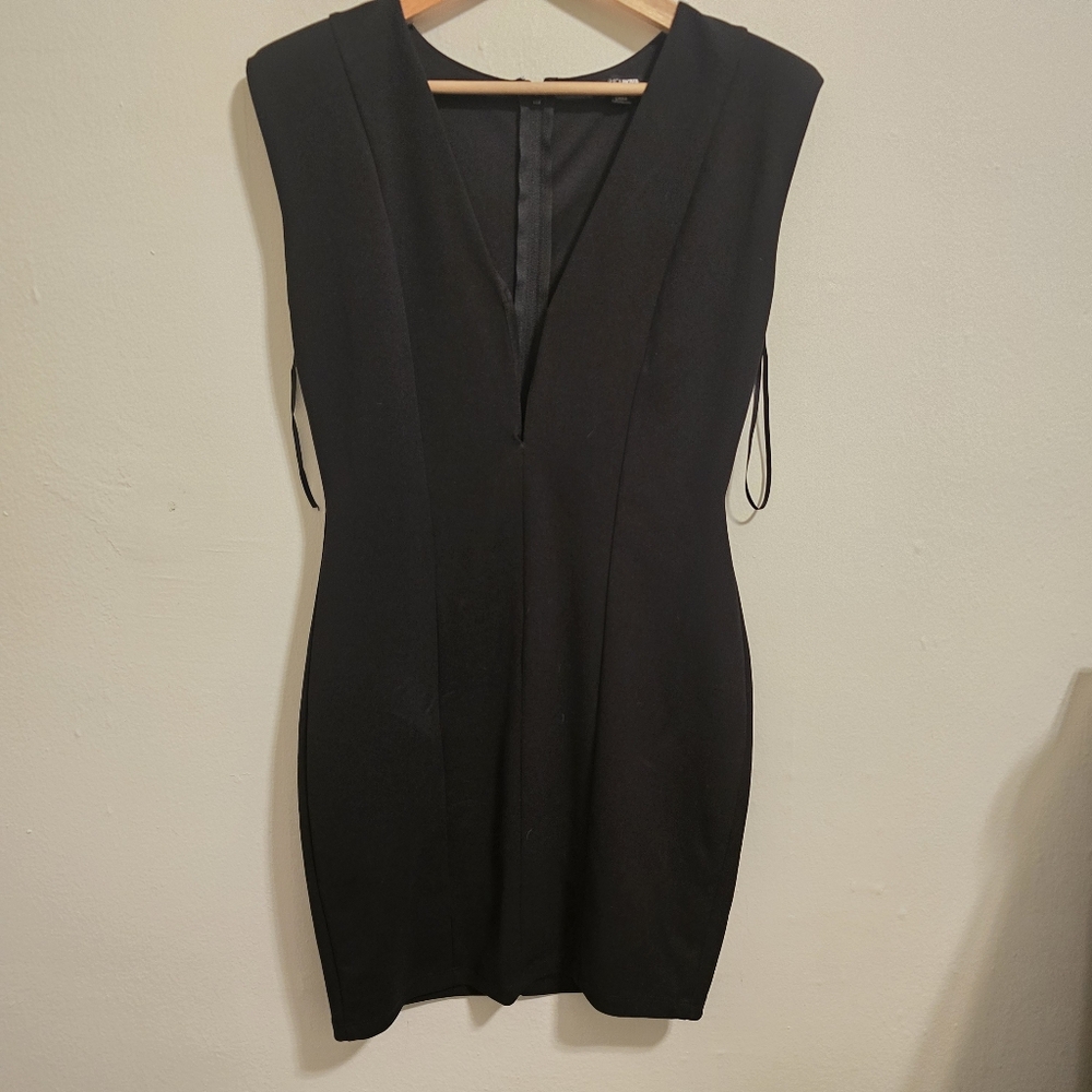 Fashion Nova Black Sheath Mini Dress Plunge Neckline
